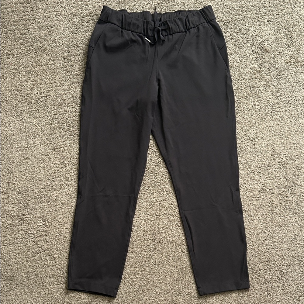 Lululemon Black On The Fly Pant 7/8